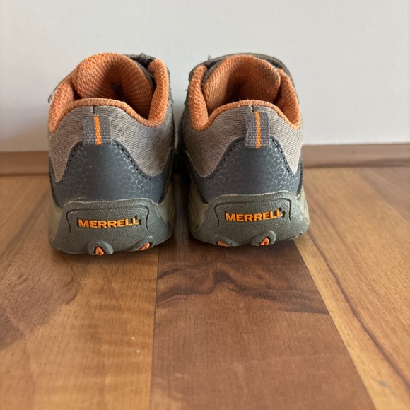 Merrell toddler boy hiking shoe/sneaker - Picture 3 of 4
